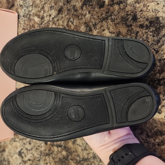 Flats - Picture 2 of 2